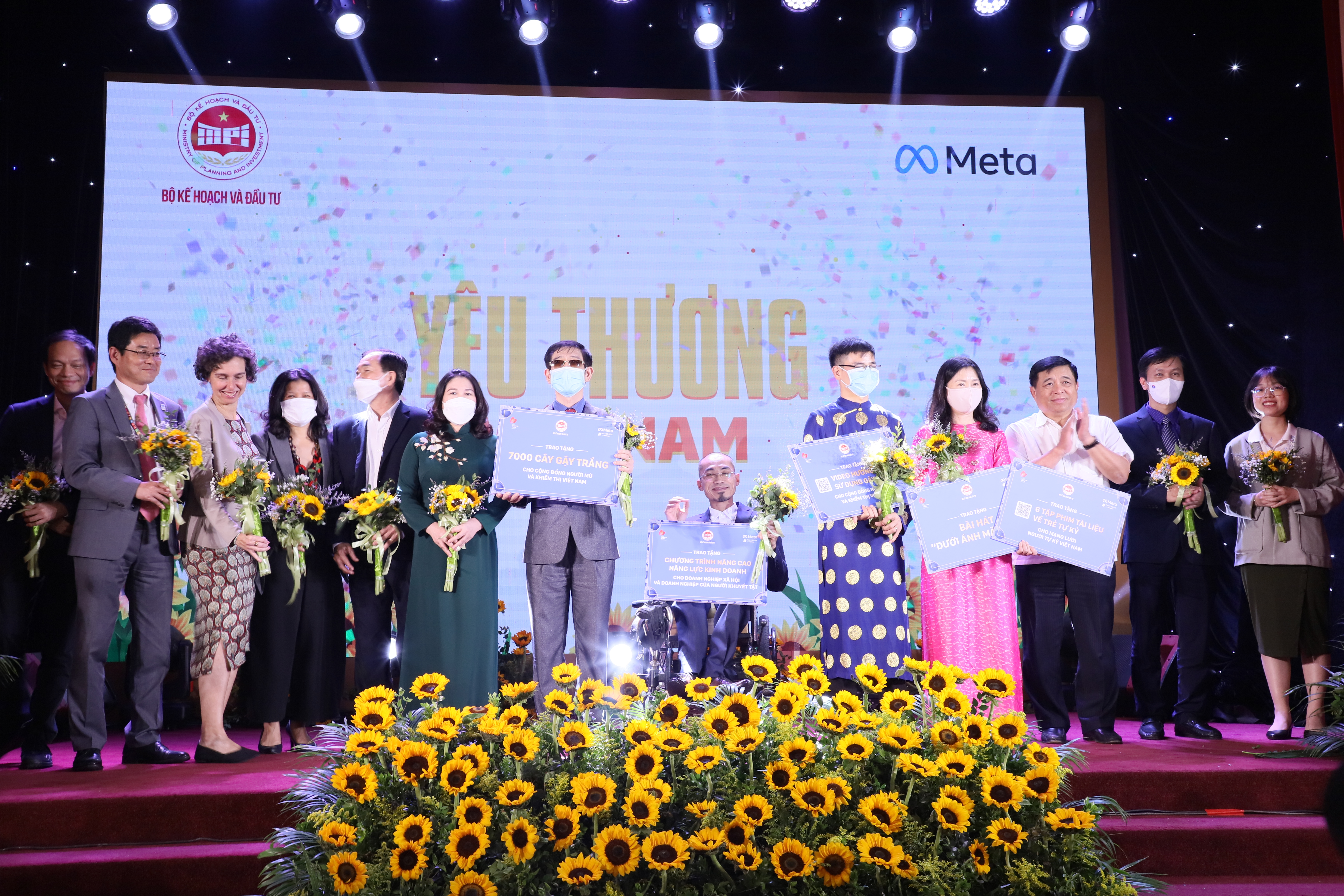 Bộ Kế hoạch và Đầu tư tổ chức Chương trình Yêu thương Việt Nam