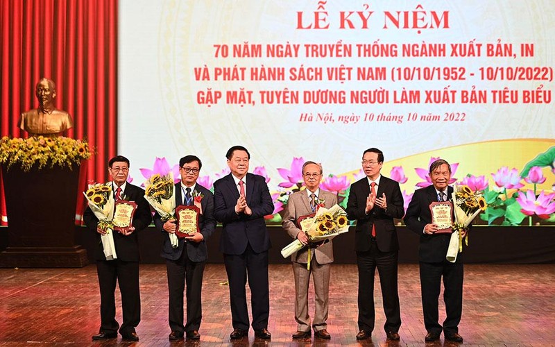 Kỷ niệm 70 năm Ngày truyền thống ngành Xuất bản, in và phát hành Sách Việt Nam