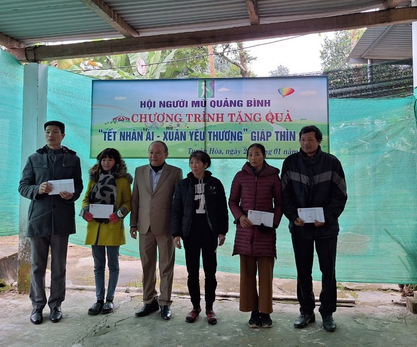 Hội Người mù tỉnh Quảng Bình với công tác chăm lo Tết cho hội viên