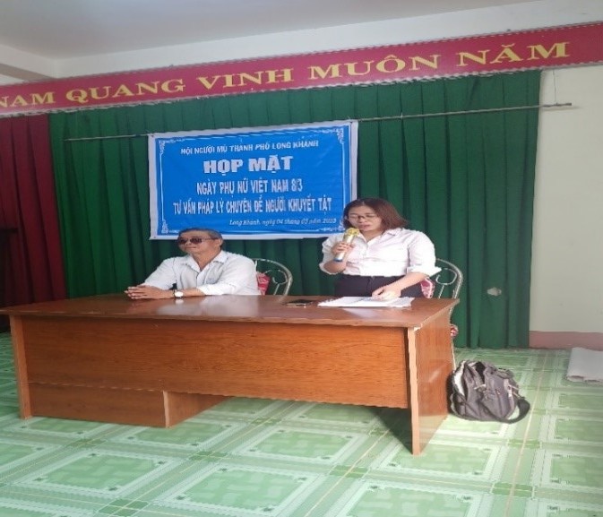 Họp mặt Ngày Quốc tế phụ nữ 8-3 tại Hội Người mù thành phố Long Khánh