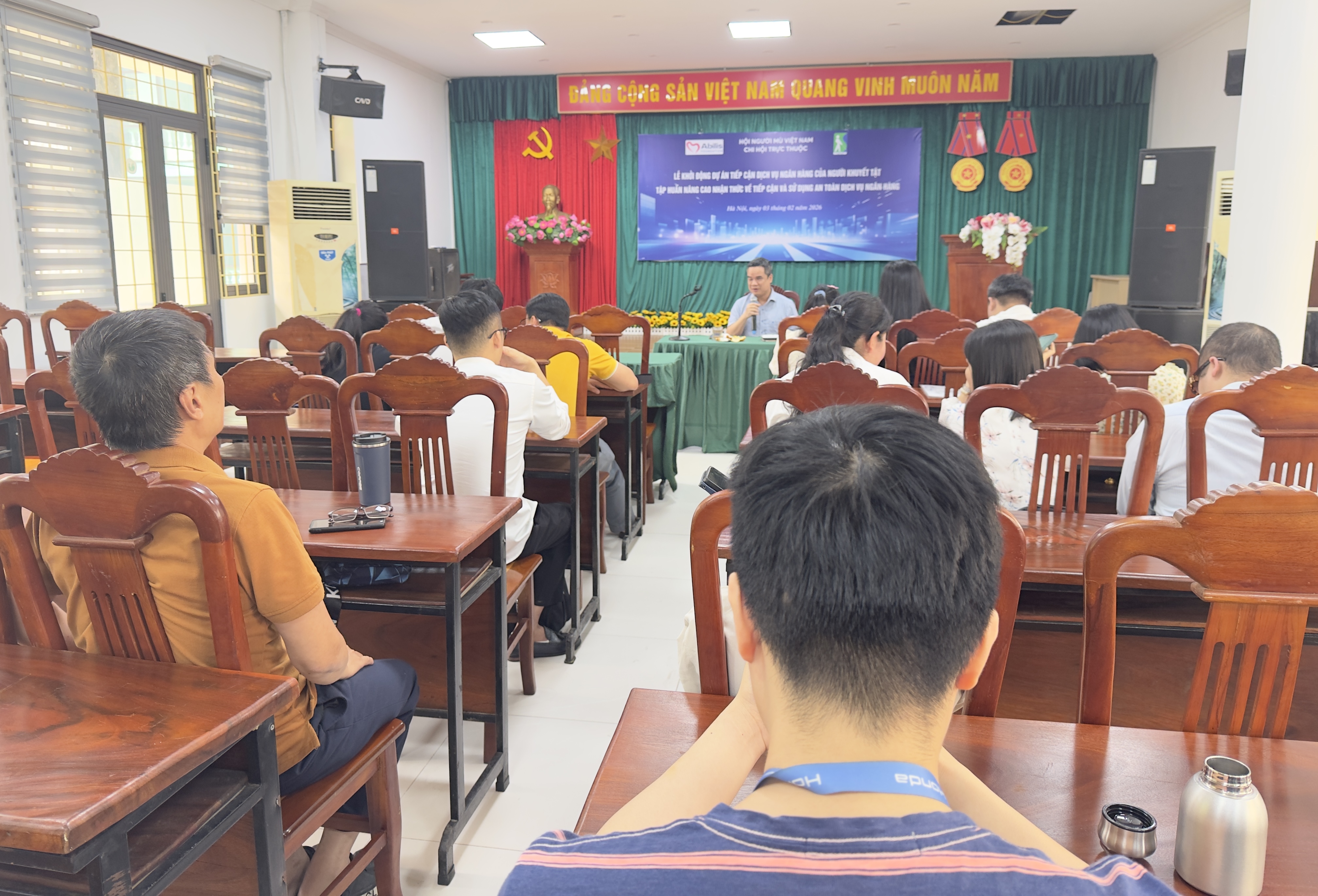 Hình ảnh: Tập huấn Tiếp cận dịch vụ ngân hàng cho người khiếm thị